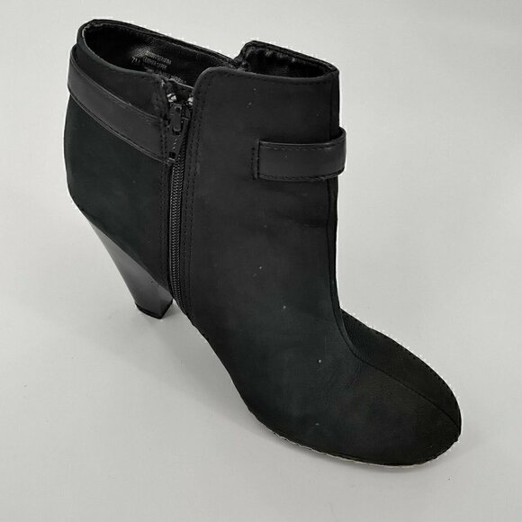 Euro Soft by Sofft Side Zip Stacked Ankle Boots - Picture 1 of 12
